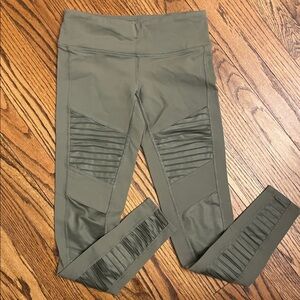 ALO moto leggings. Small